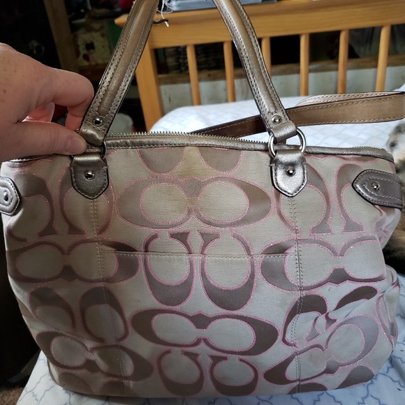 Large coach bag - Picture 3 of 7